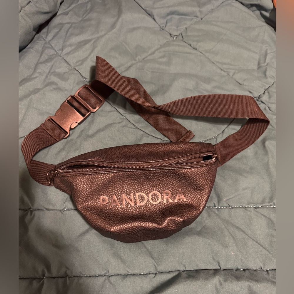 Pandora crossbody bag